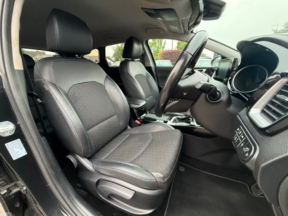 Kia Ceed Estate, Petrol Plug-in Hybrid, 2022, Black