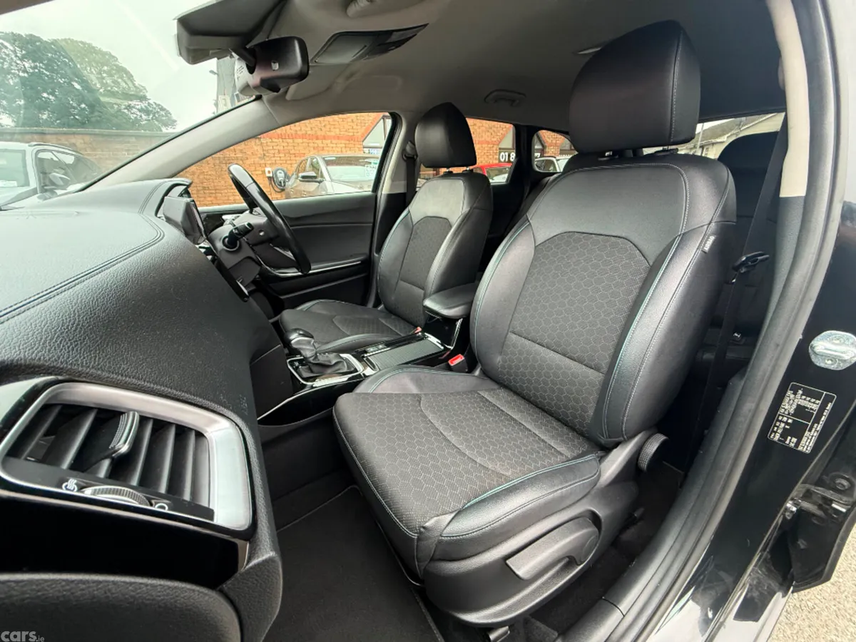 Kia Ceed Estate, Petrol Plug-in Hybrid, 2022, Black