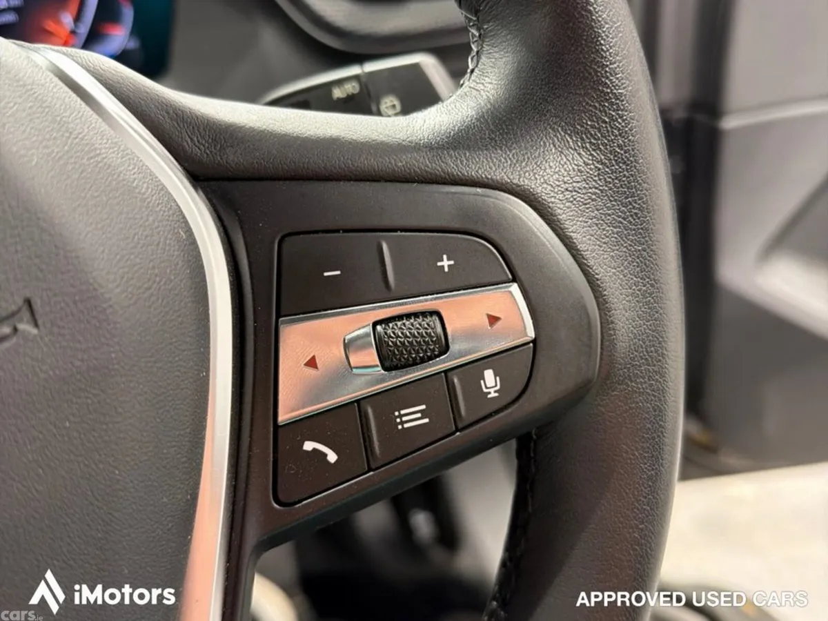 BMW 1-Series Hatchback, Diesel, 2021, Black