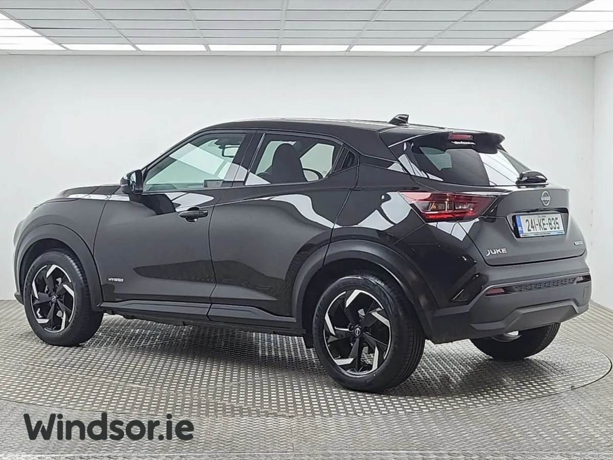 Nissan Juke SUV, Petrol Hybrid, 2024, Black