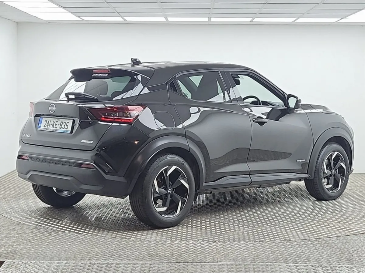 Nissan Juke SUV, Petrol Hybrid, 2024, Black