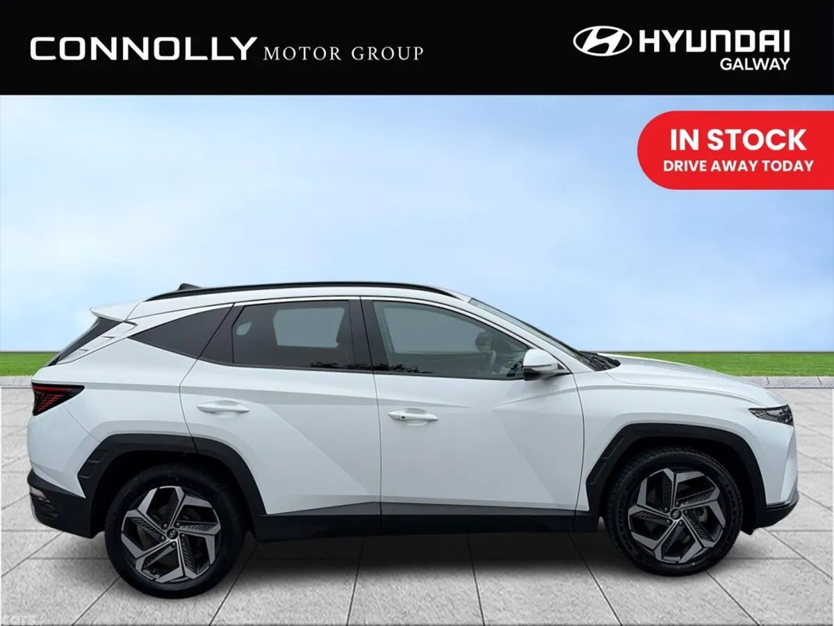 Hyundai Tucson SUV, Petrol Hybrid, 2024, White