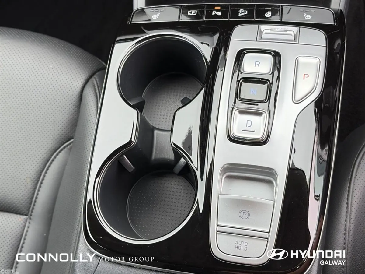 Hyundai Tucson SUV, Petrol Hybrid, 2024, White