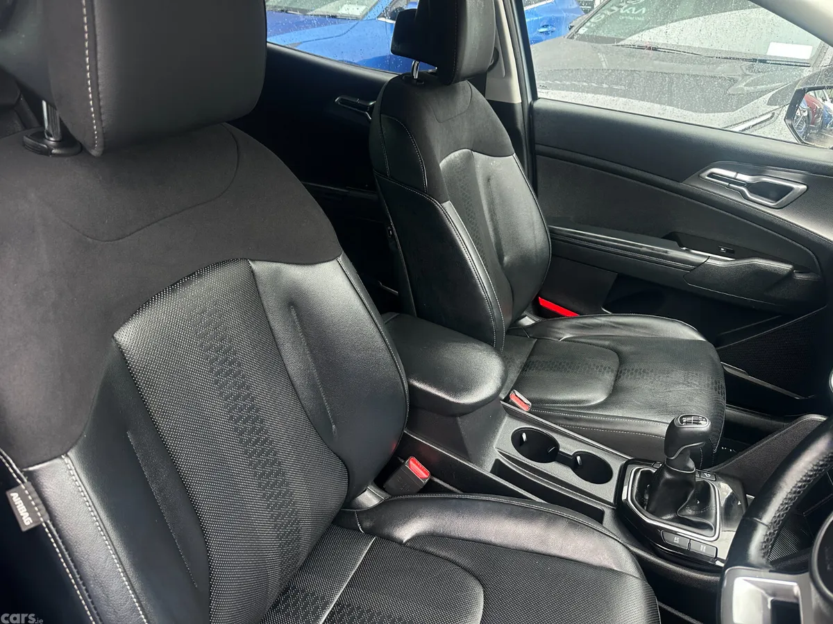Kia Sportage SUV, Diesel, 2025, Grey