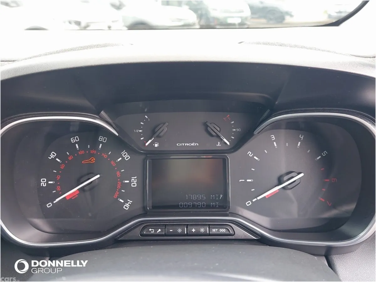 Citroen C3 Aircross Hatchback, Petrol, 2023, Blue