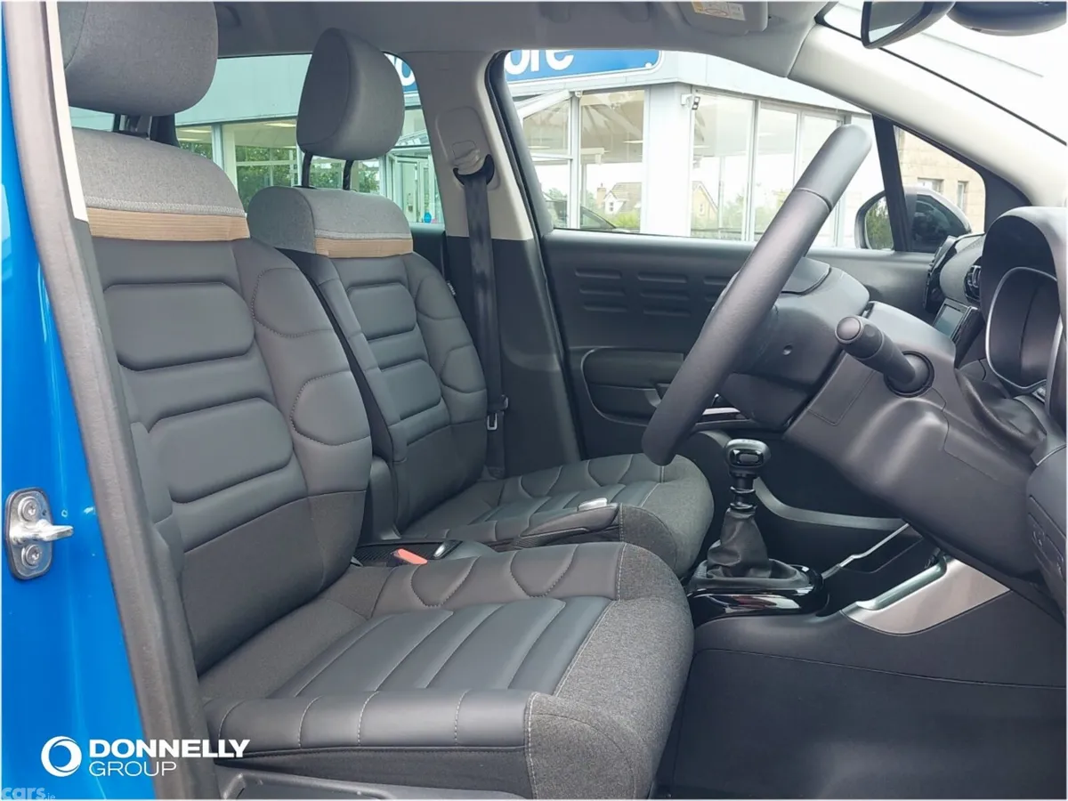Citroen C3 Aircross Hatchback, Petrol, 2023, Blue
