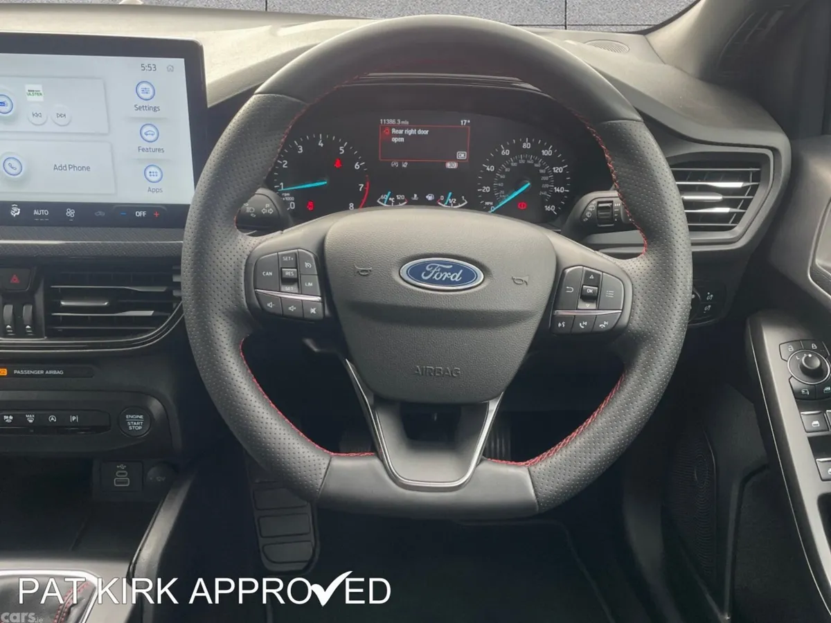 Ford Focus Hatchback, Petrol, 2024, Blue