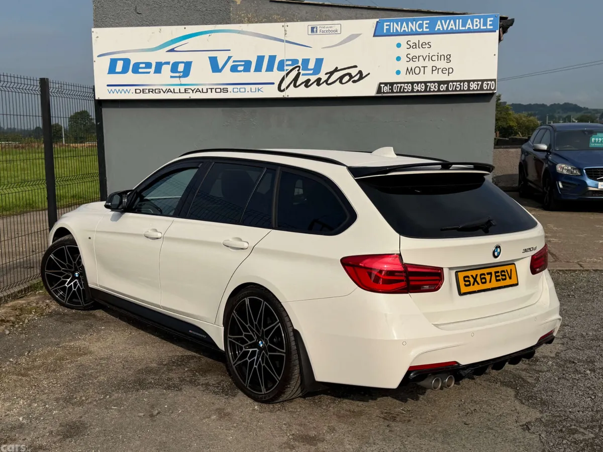BMW 3-Series Estate, Diesel, 2018, White