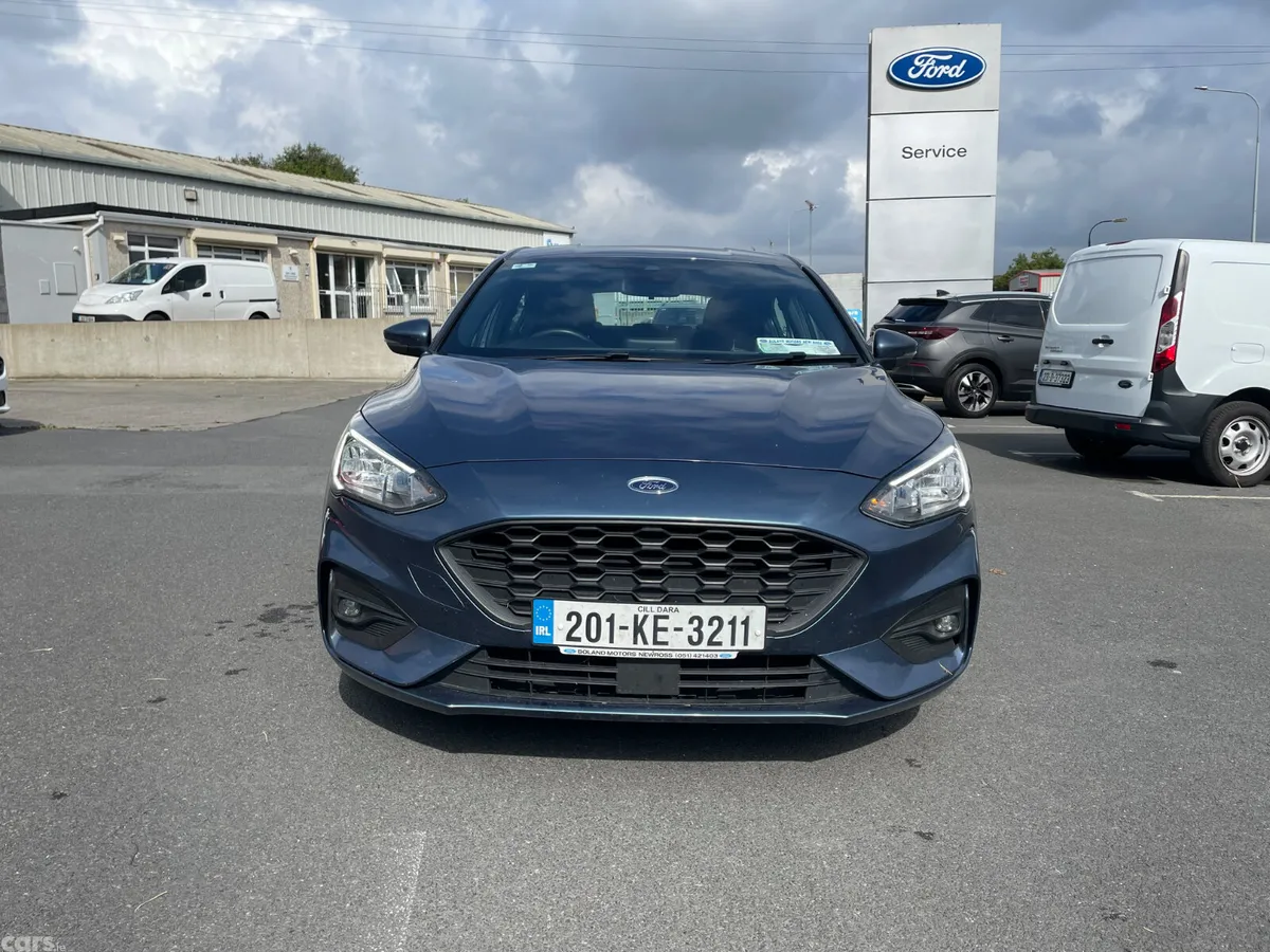 Ford Focus Hatchback, Diesel, 2020, Blue