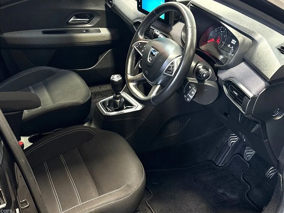 Dacia Jogger MPV, Petrol, 2022, Black