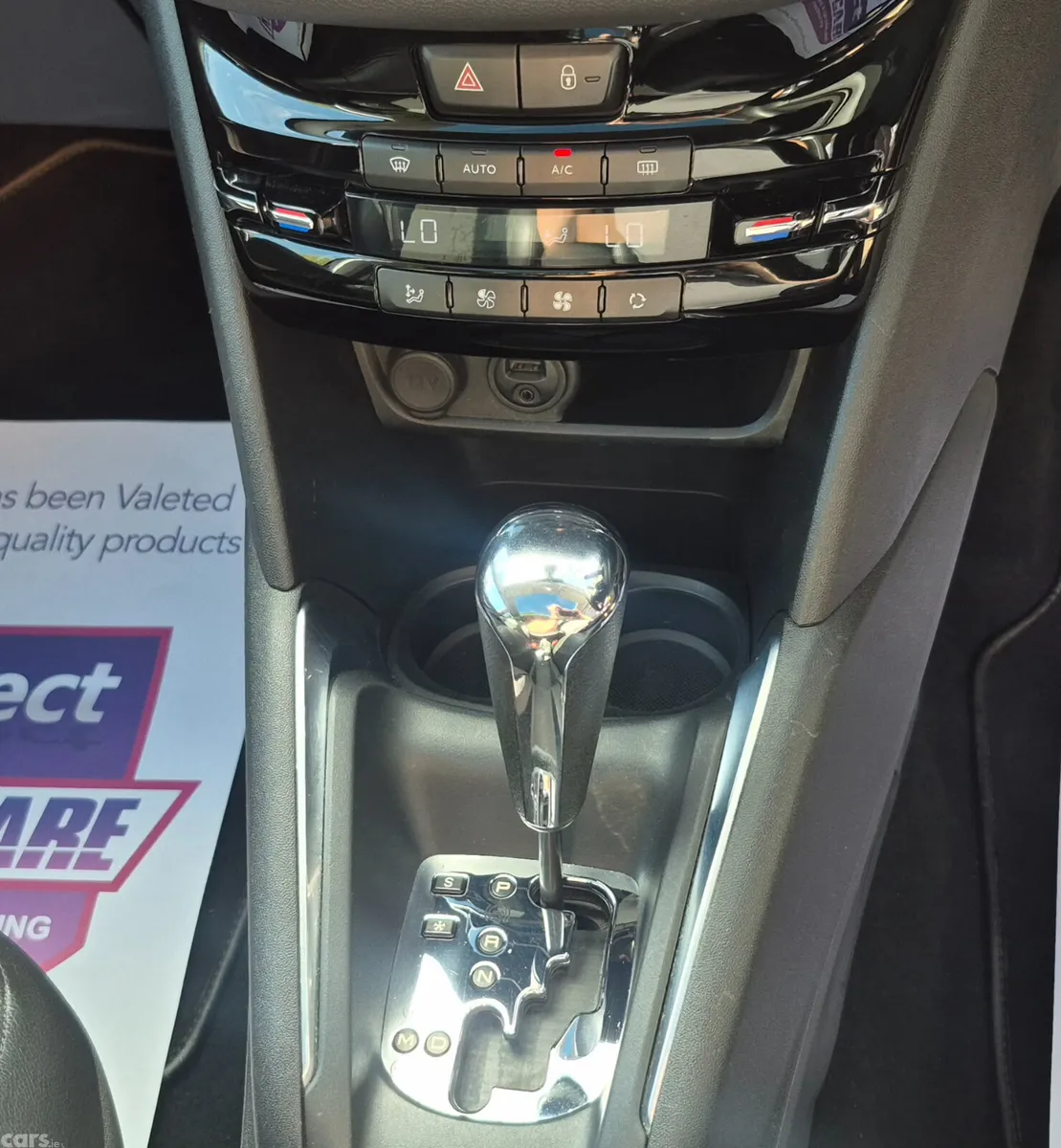 Peugeot 208 Hatchback, Petrol, 2013, Blue