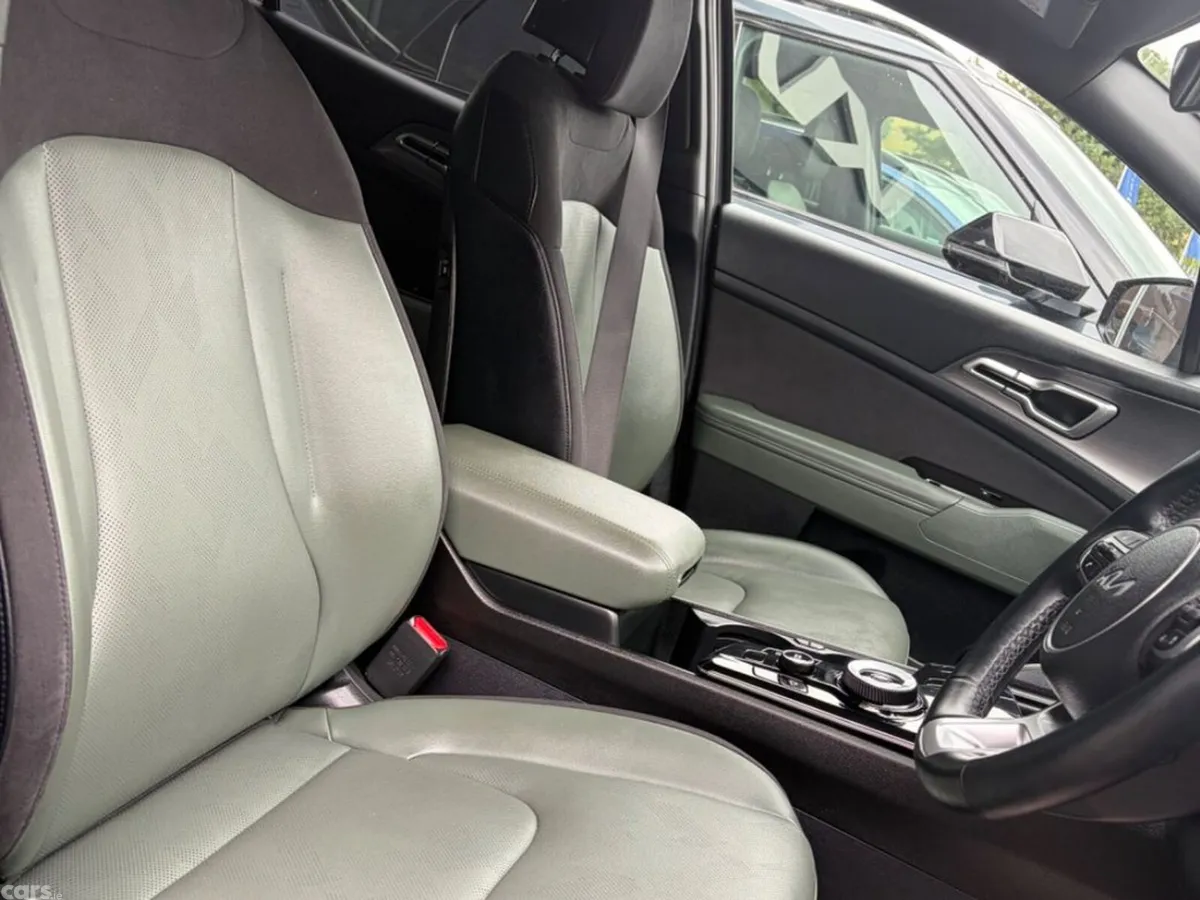 Kia Sportage SUV, Petrol Hybrid, 2025, Grey