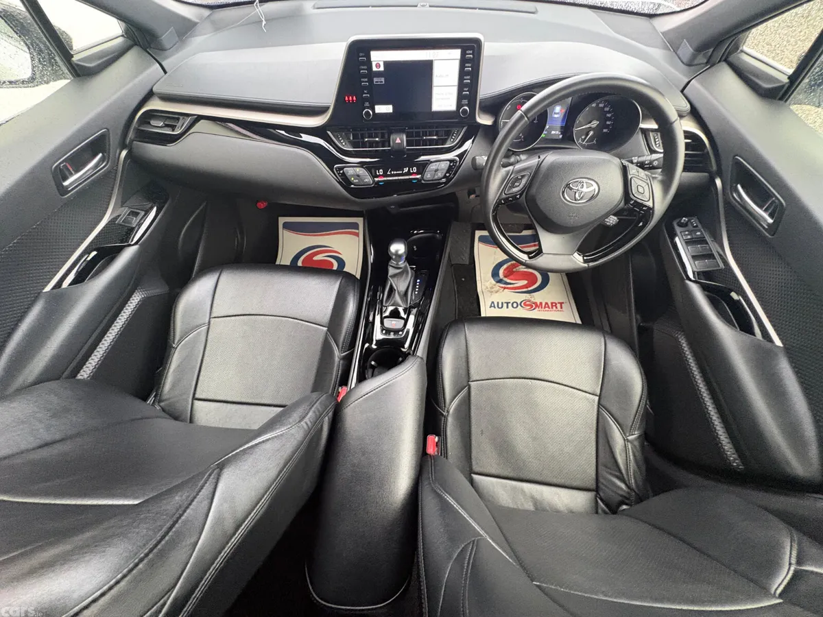 Toyota C-HR Hatchback, Petrol Hybrid, 2021, White