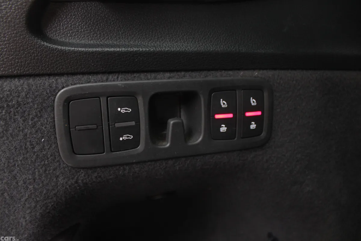 Audi Q7 SUV, Diesel Hybrid, 2019, Black
