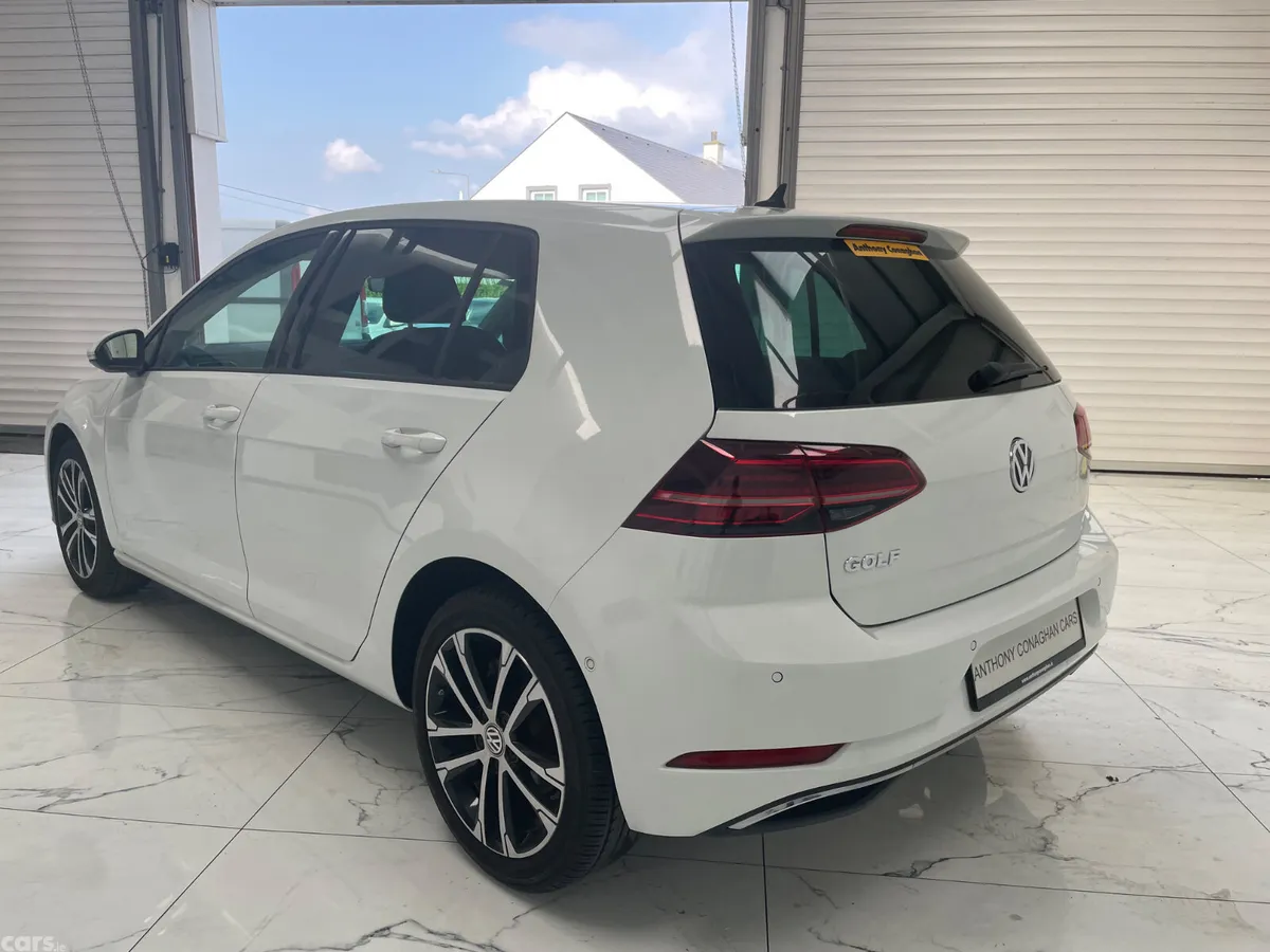 Volkswagen Golf Hatchback, Petrol, 2019, White