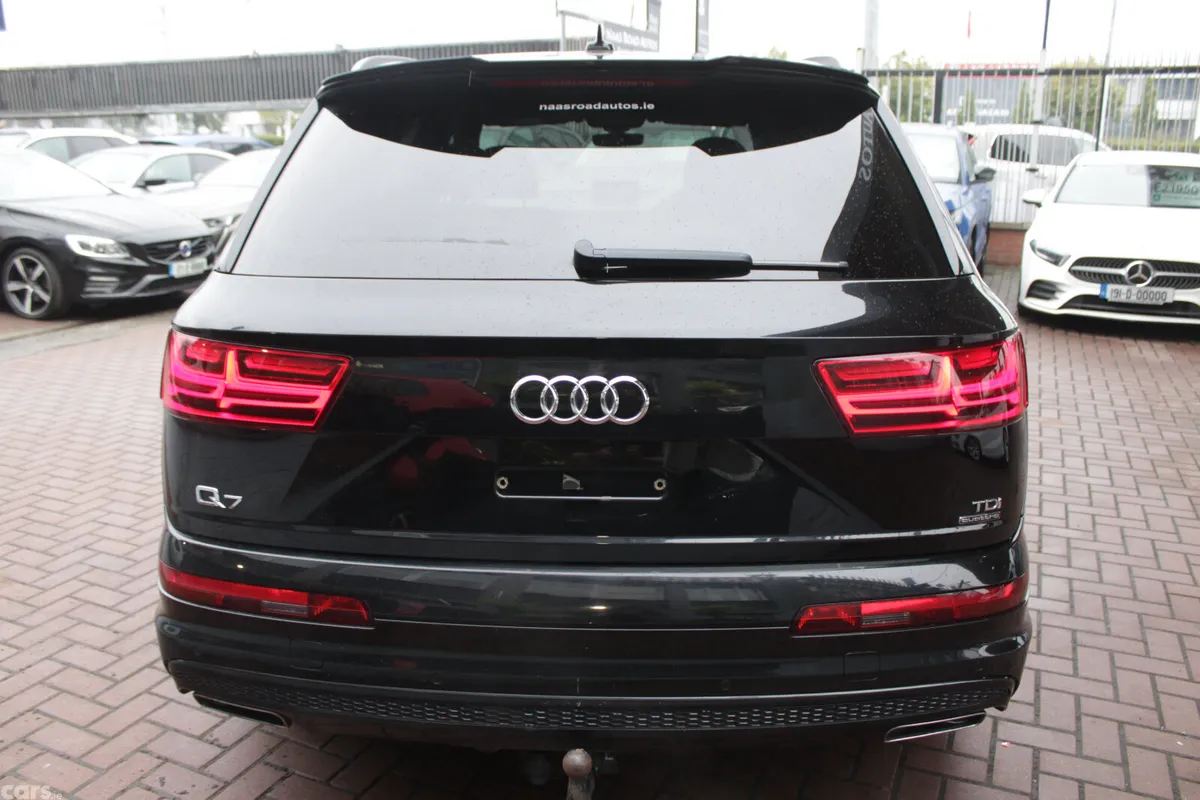 Audi Q7 SUV, Diesel Hybrid, 2019, Black