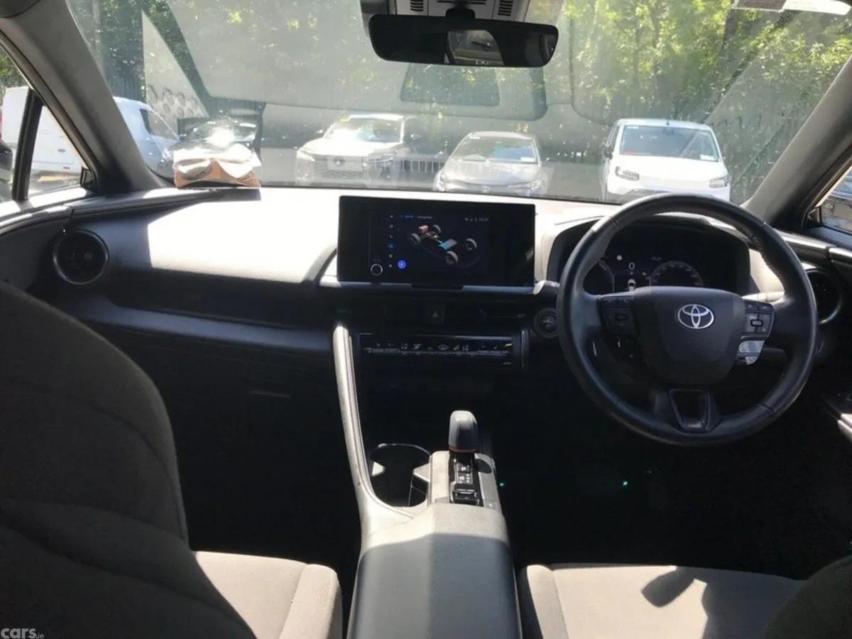 Toyota C-HR SUV, Petrol Hybrid, 2024, Black