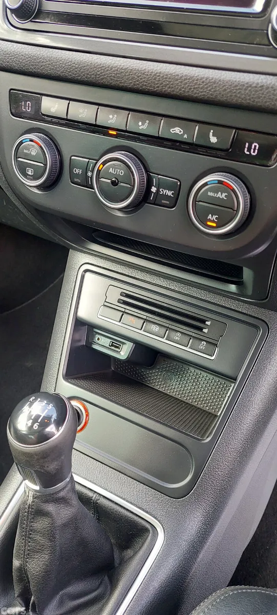 Volkswagen Tiguan SUV, Diesel, 2016, Brown