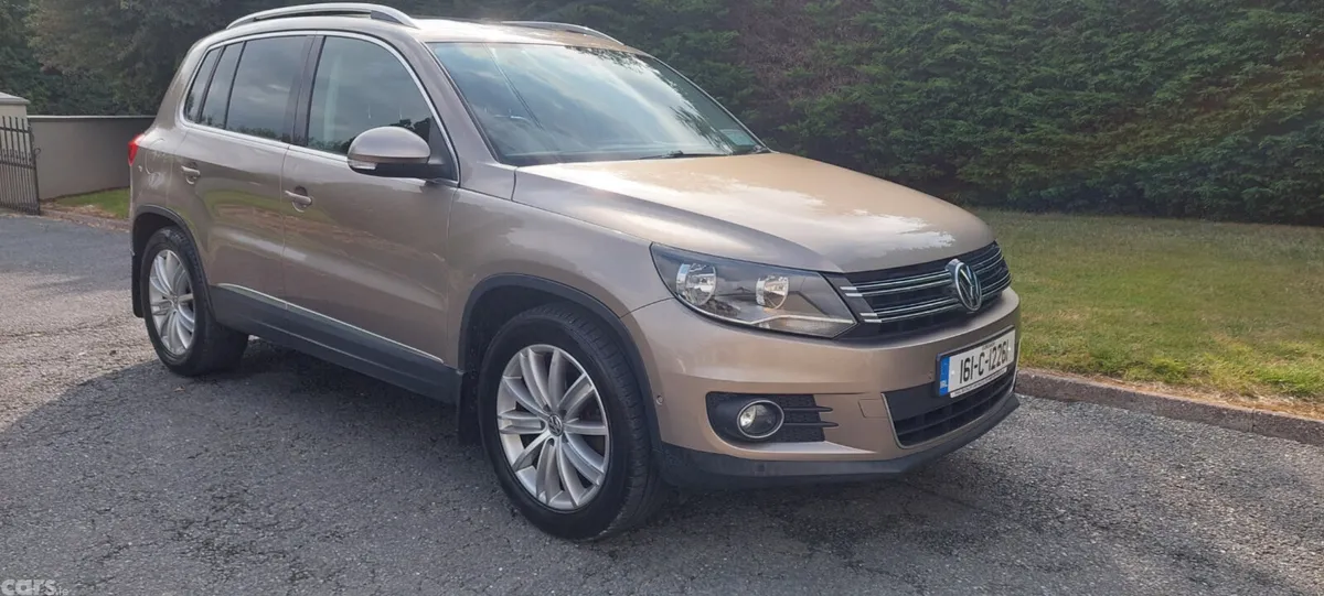 Volkswagen Tiguan SUV, Diesel, 2016, Brown