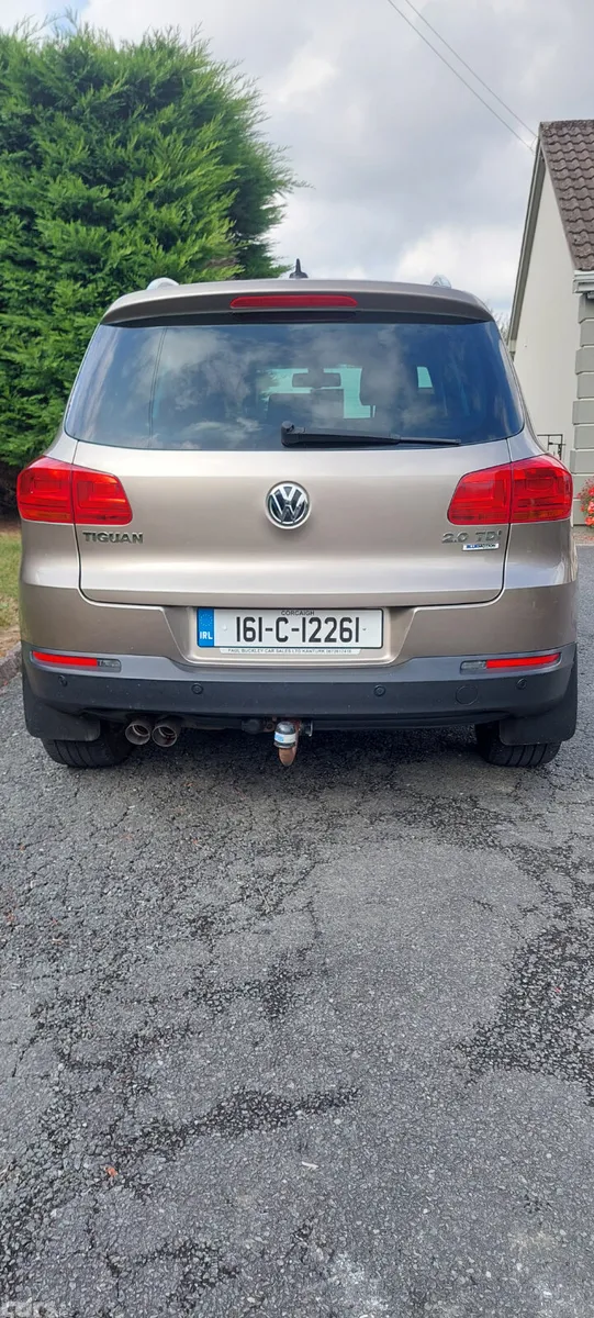 Volkswagen Tiguan SUV, Diesel, 2016, Brown