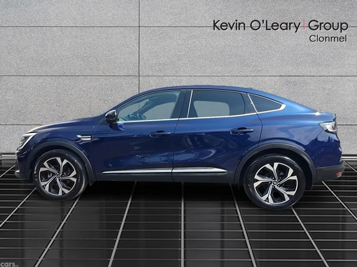 Renault Arkana Hatchback, Petrol, 2024, Blue