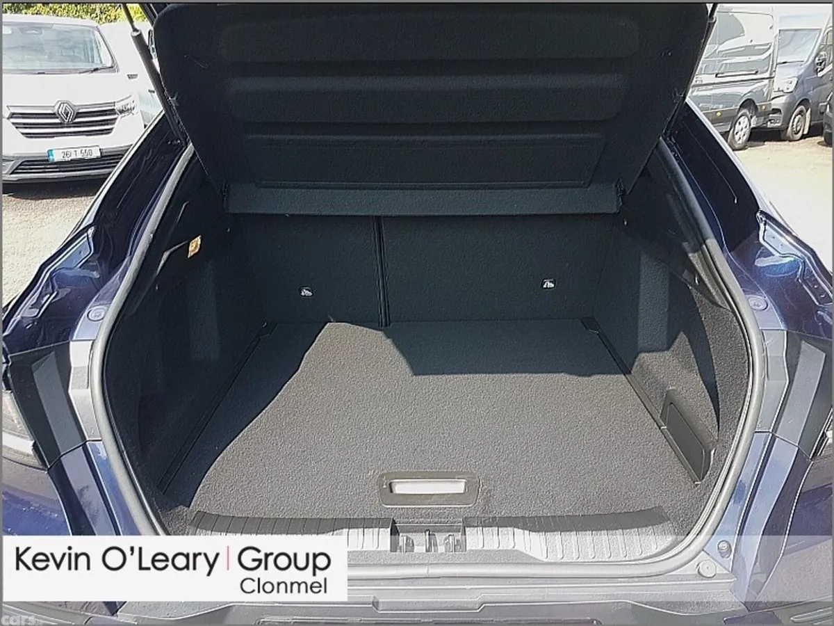 Renault Arkana Hatchback, Petrol, 2024, Blue