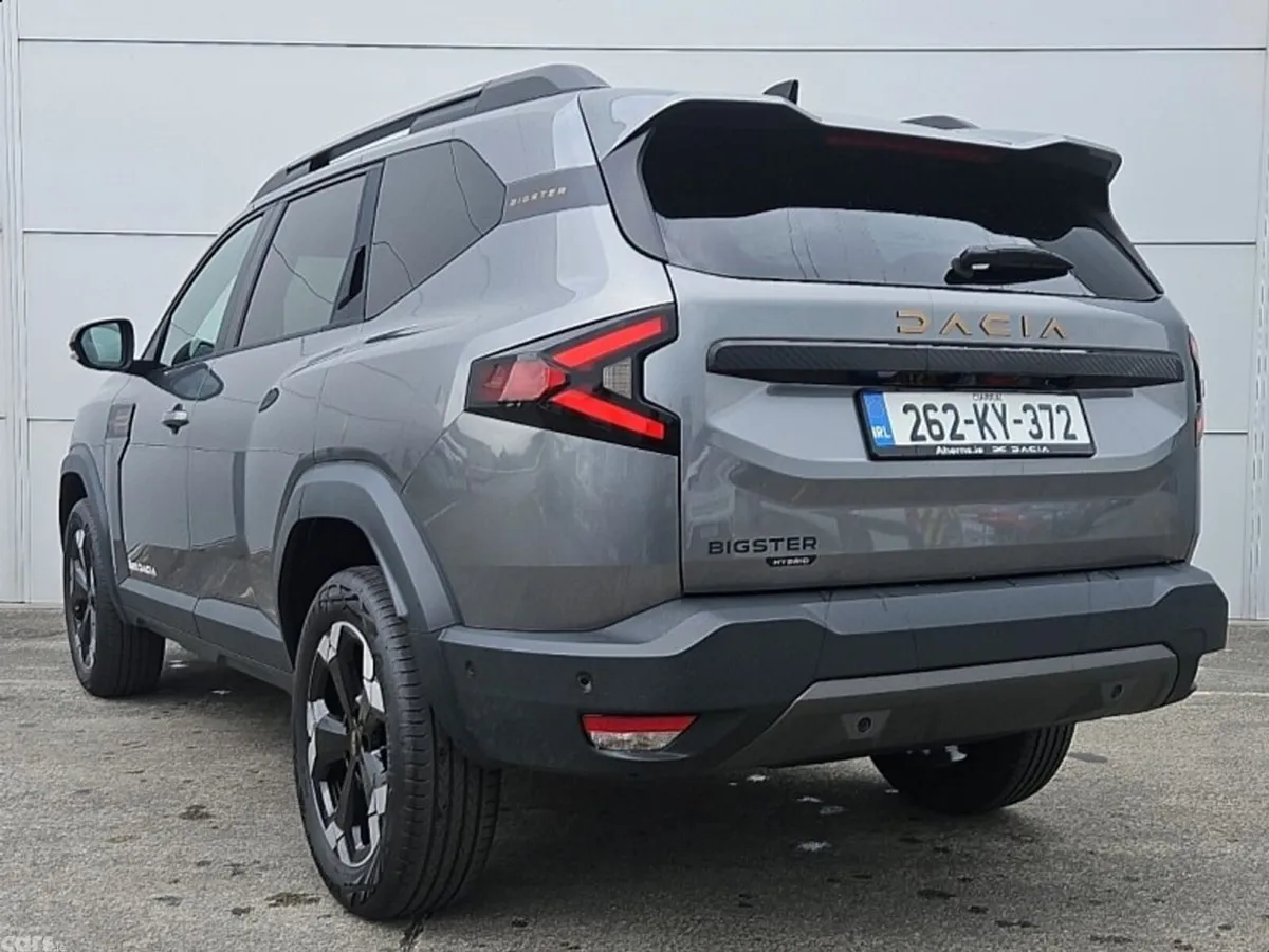 Dacia Bigster Hatchback, Petrol Hybrid, 2026, Grey