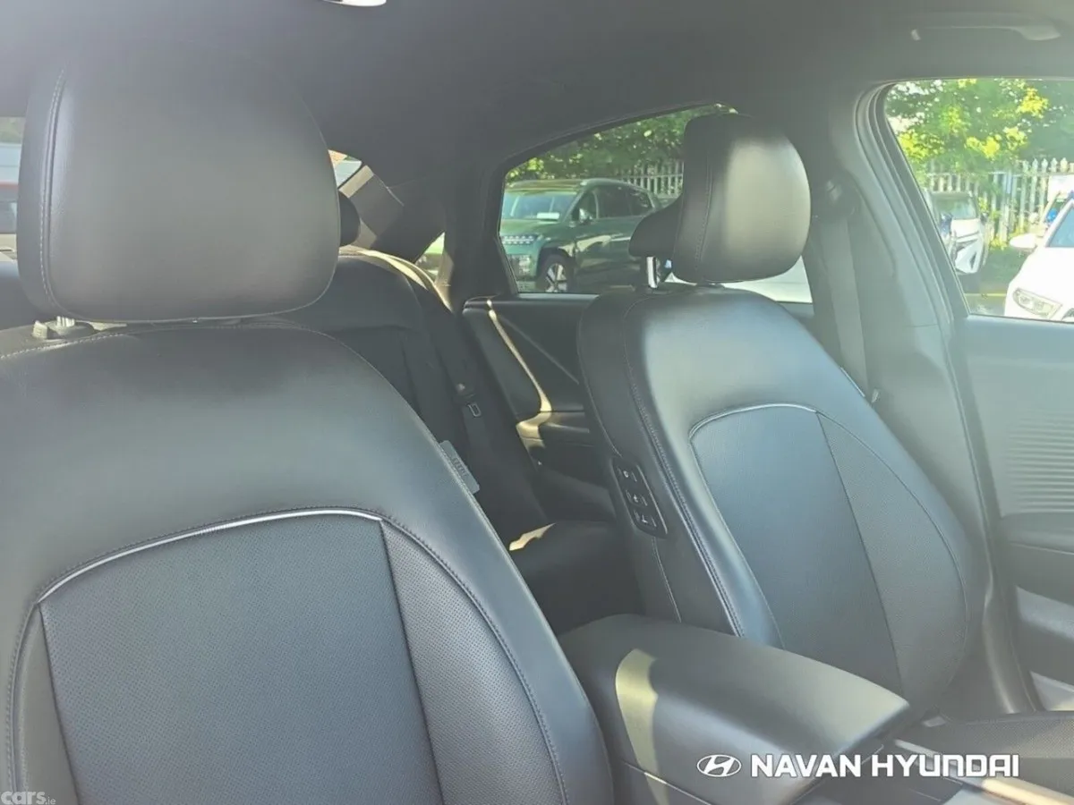 Hyundai IONIQ 6 Saloon, Electric, 2023, Green
