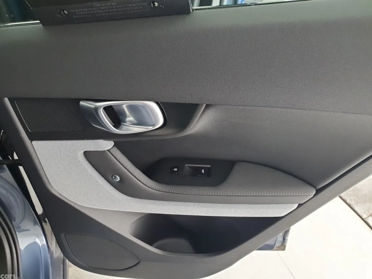 Polestar 2 Saloon, Electric, 2024, Blue