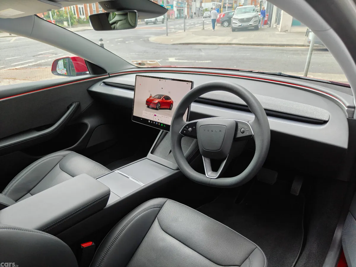 Tesla Model 3 Saloon, Electric, 2025, Red