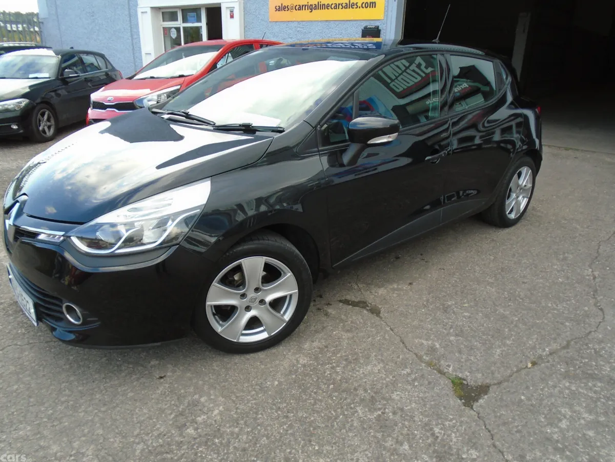 Renault Clio Hatchback, Petrol, 2015, Black