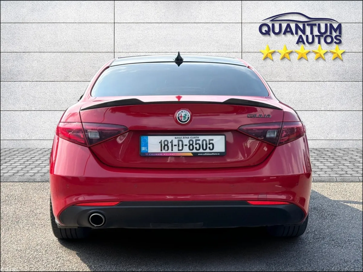 Alfa Romeo Giulia Saloon, Diesel, 2018, Red
