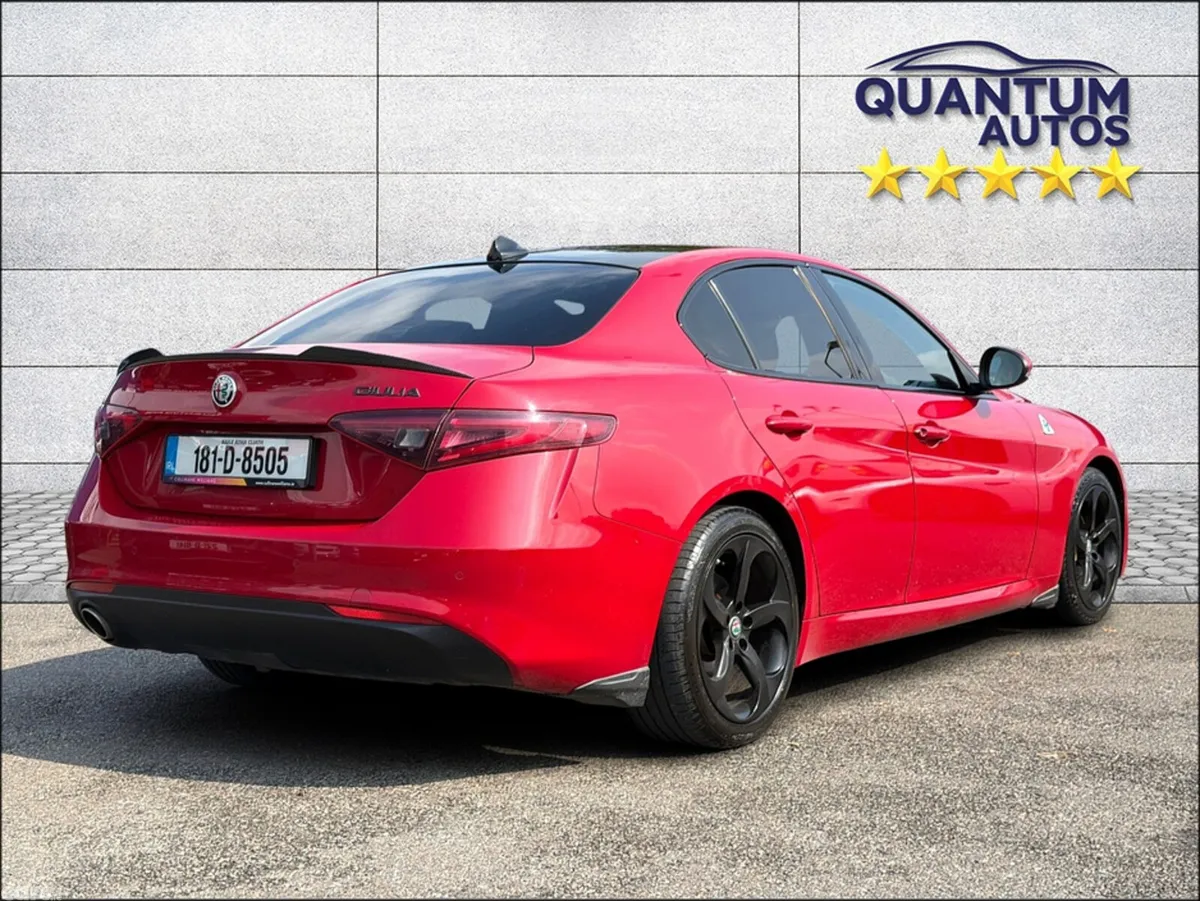Alfa Romeo Giulia Saloon, Diesel, 2018, Red