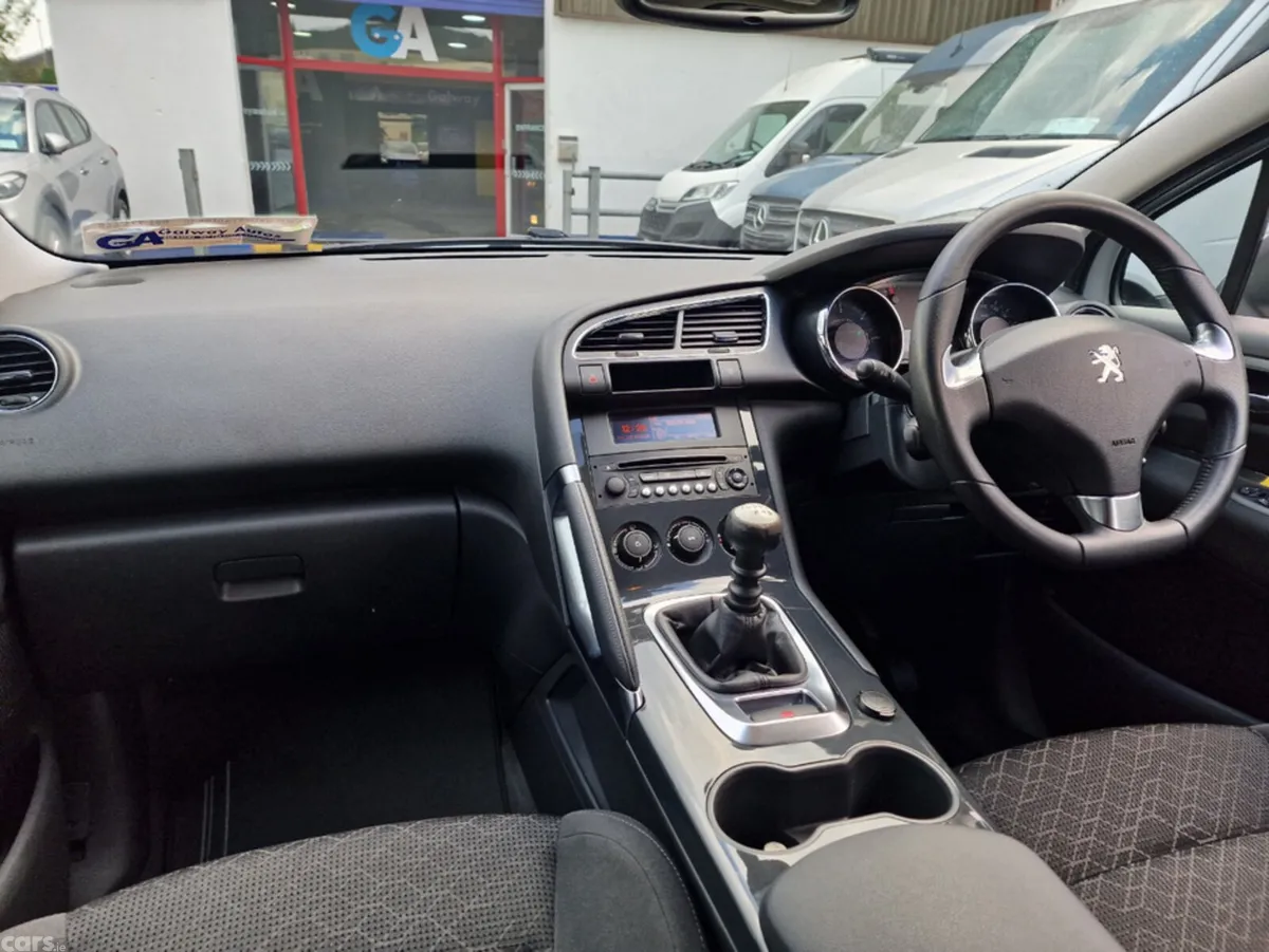 Peugeot 3008 Hatchback, Diesel, 2016, Grey