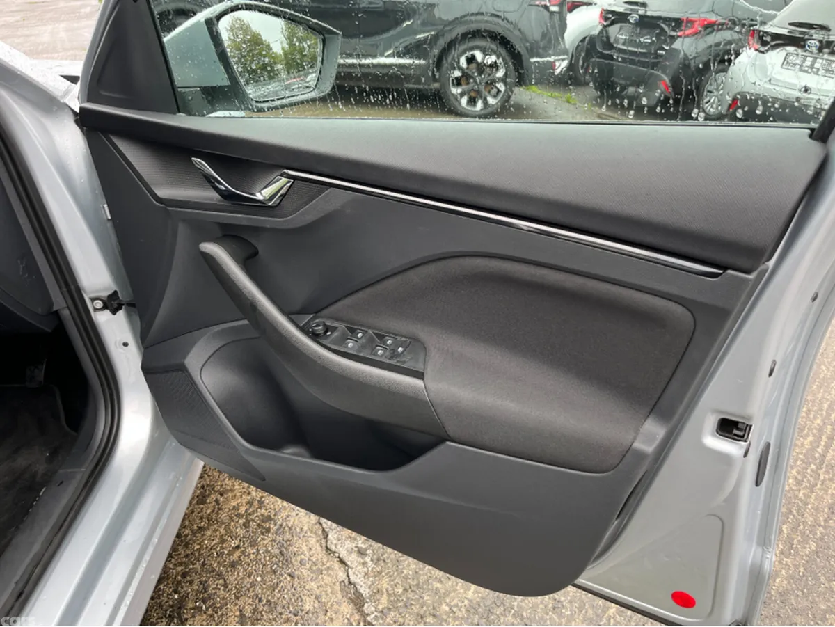 Skoda Kamiq SUV, Petrol, 2021, Grey