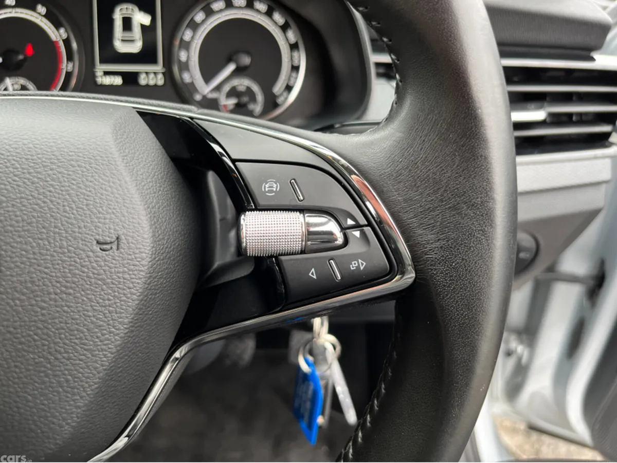 Skoda Kamiq SUV, Petrol, 2021, Grey