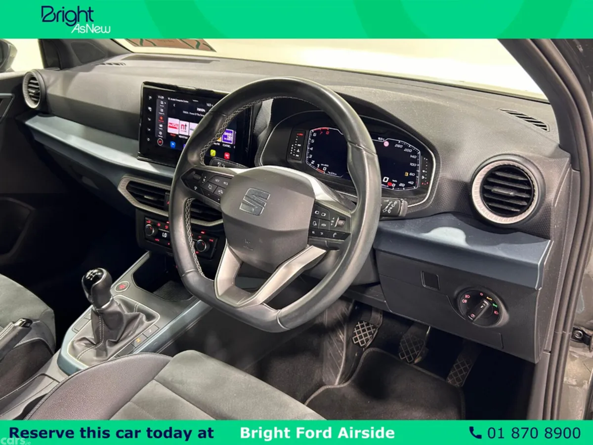 SEAT Arona Hatchback, Petrol, 2023, Green
