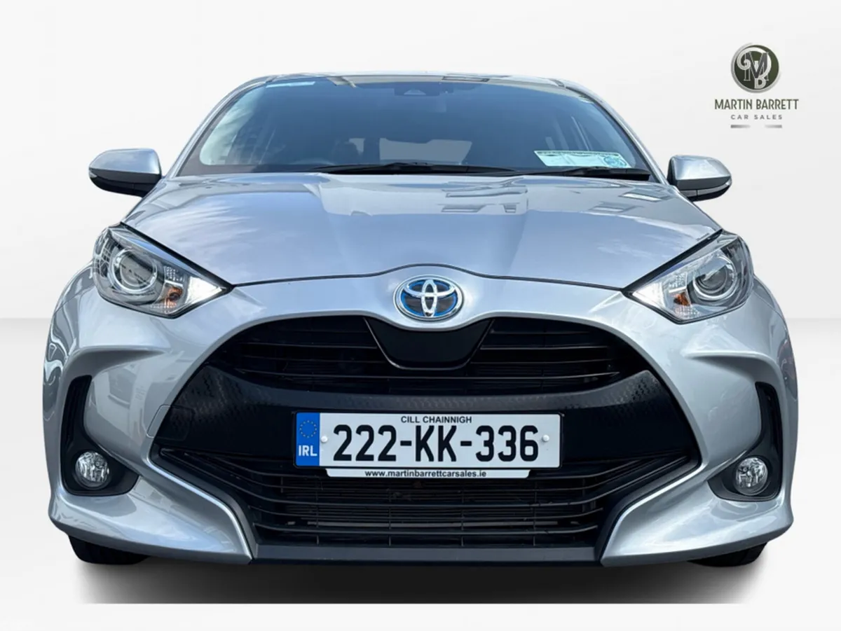 Toyota Yaris Hatchback, Petrol Hybrid, 2022, Grey