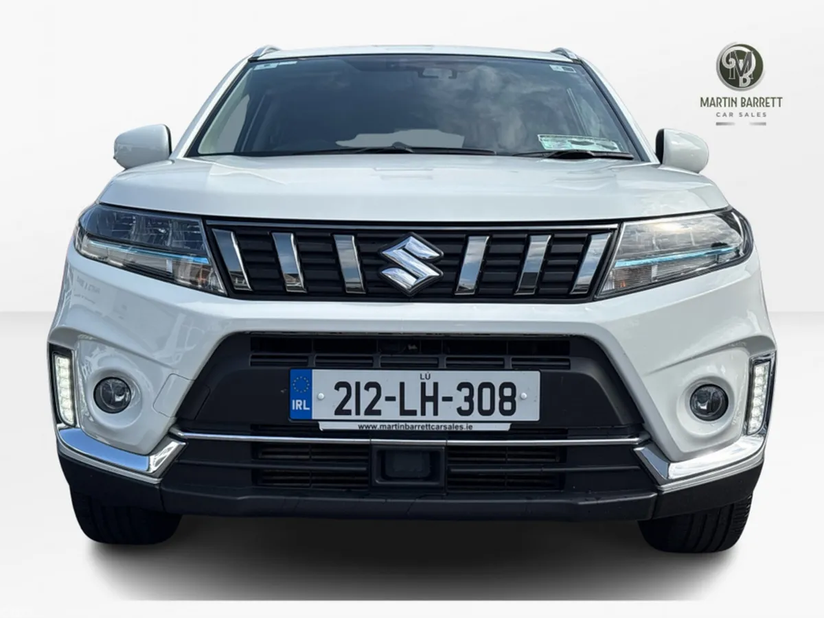 Suzuki Vitara Estate, Petrol, 2021, White