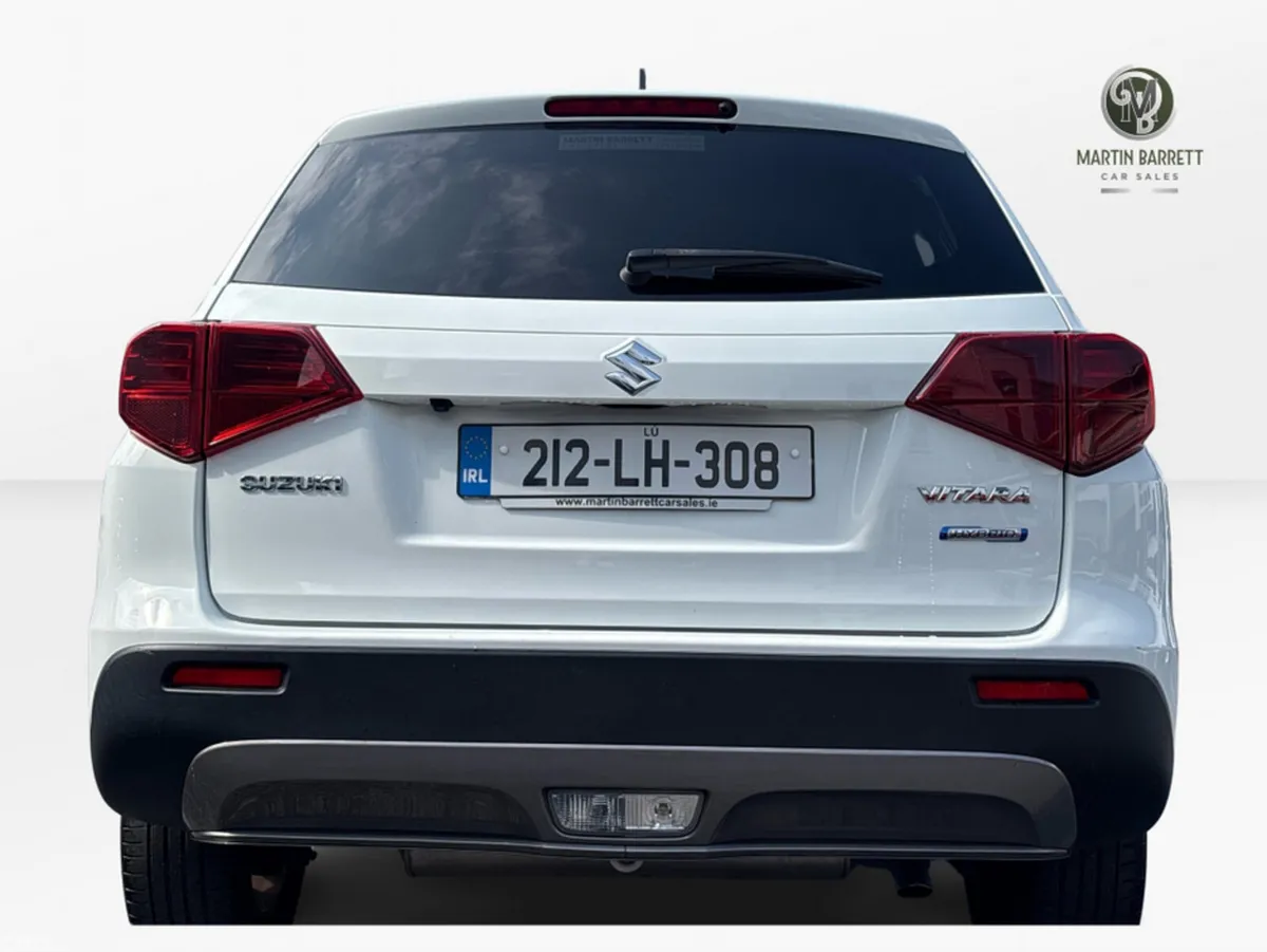Suzuki Vitara Estate, Petrol, 2021, White