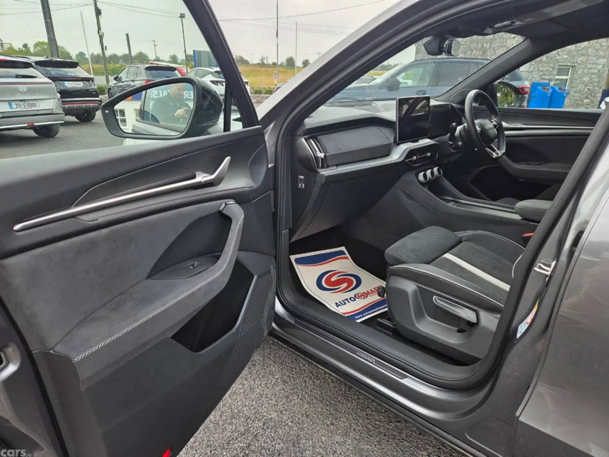 Skoda Kodiaq Estate, Petrol Plug-in Hybrid, 2025, Grey
