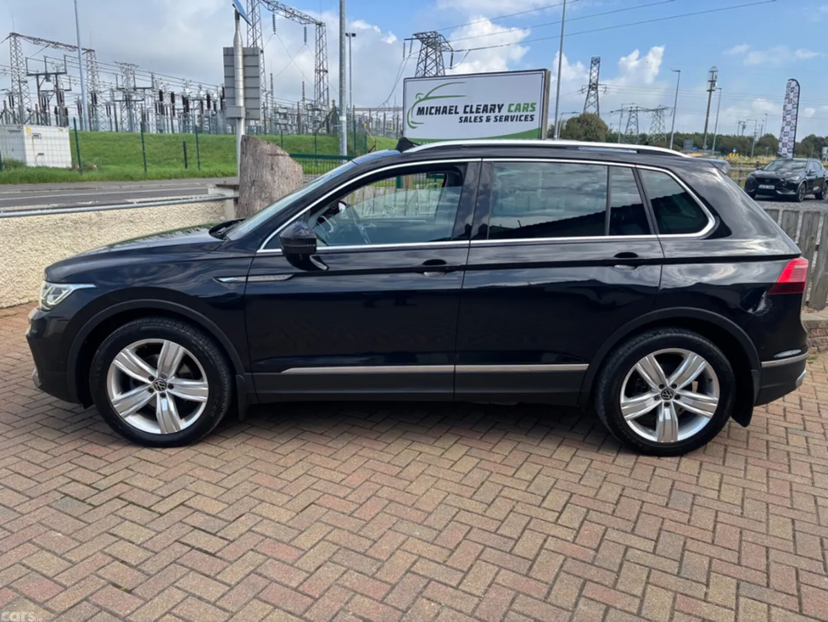 Volkswagen Tiguan SUV, Diesel, 2021, Black