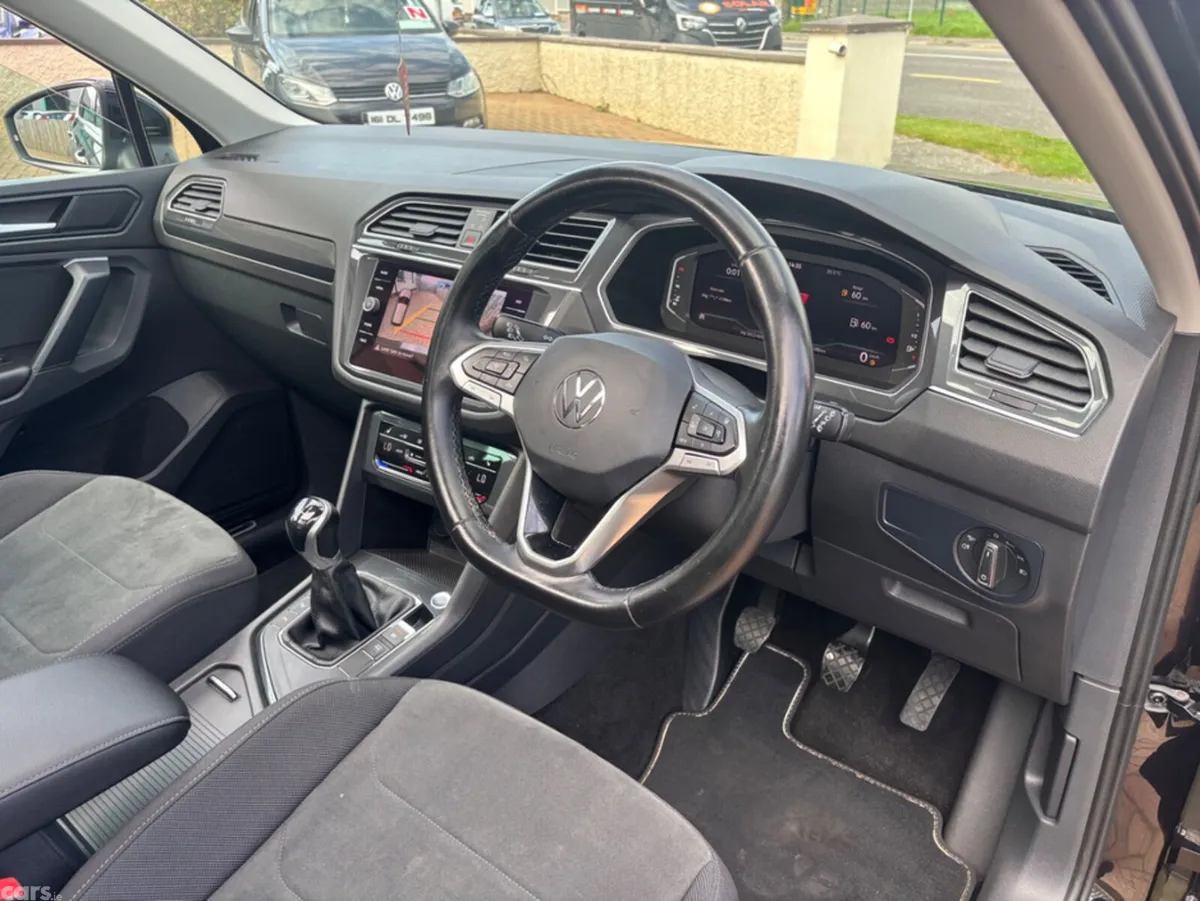 Volkswagen Tiguan SUV, Diesel, 2021, Black