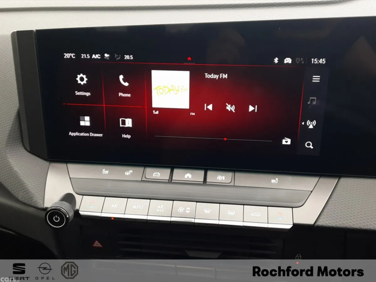 Opel Astra Hatchback, Petrol, 2024, Black