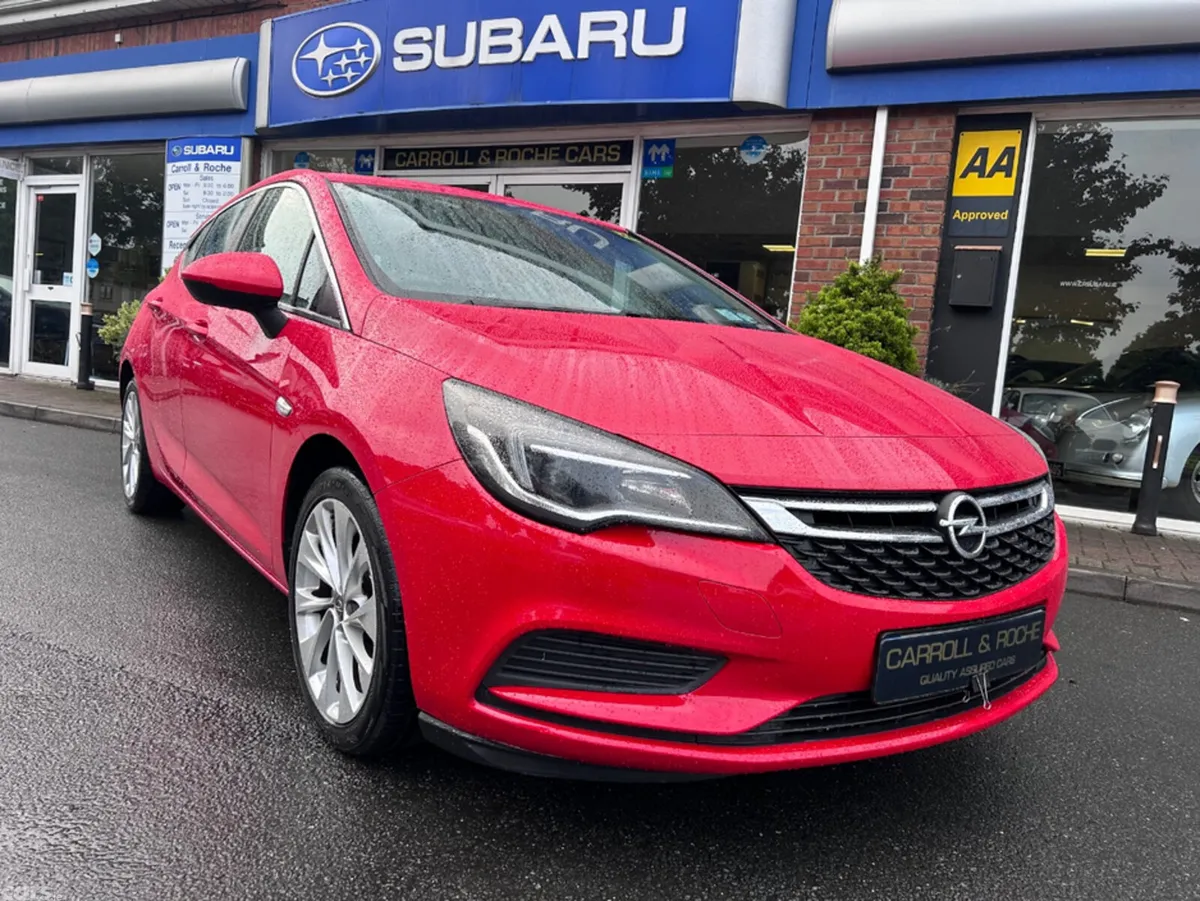 Opel Astra Hatchback, Petrol, 2017, Red