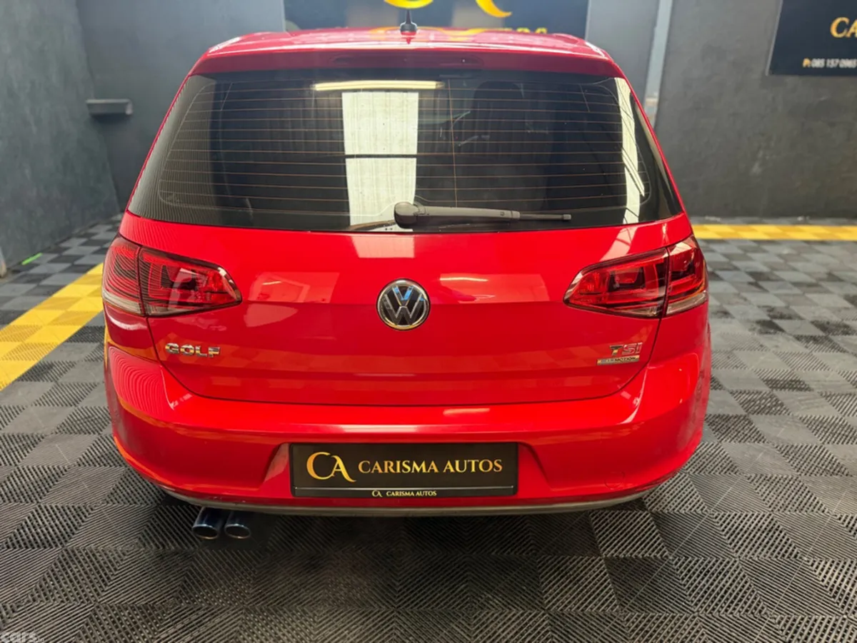 Volkswagen Golf Hatchback, Petrol, 2014, Red