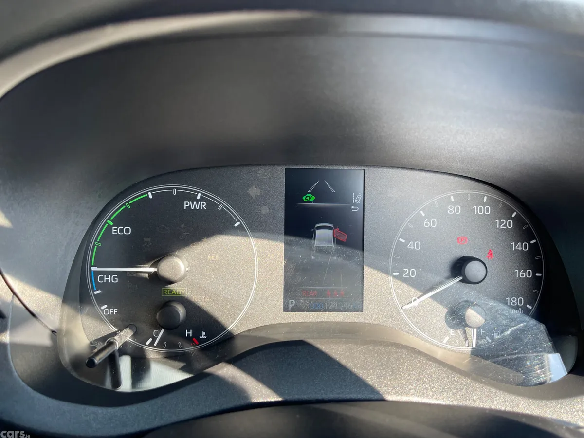 Toyota Yaris Hatchback, Petrol Hybrid, 2021, Silver