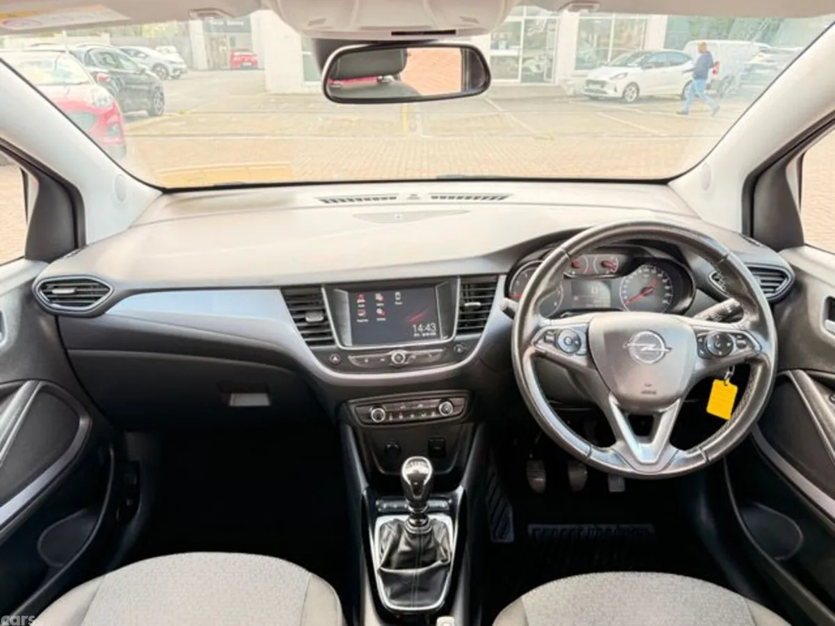 Opel Crossland MPV, Diesel, 2022, Black