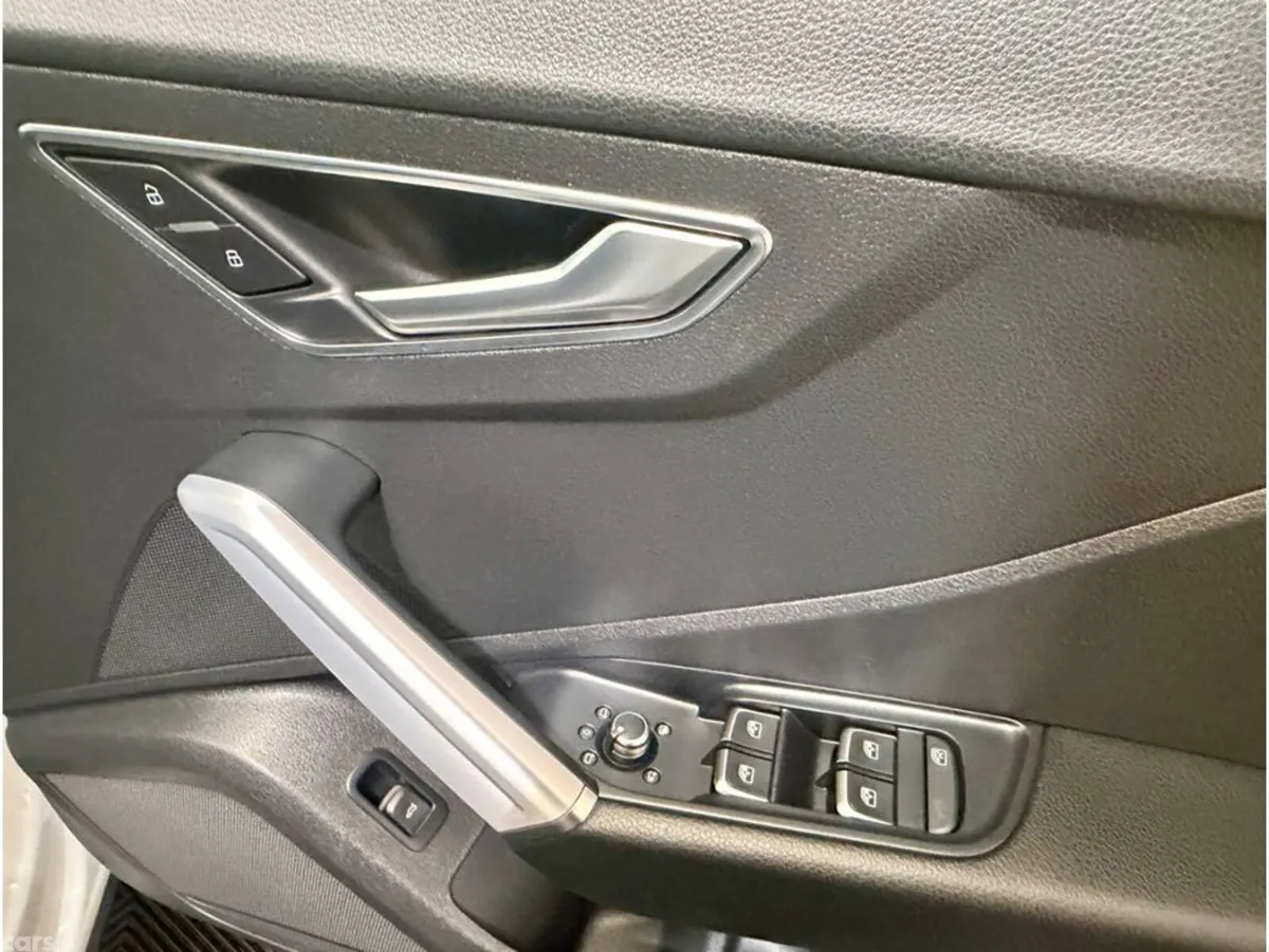 Audi Q2 SUV, Petrol, 2019, White