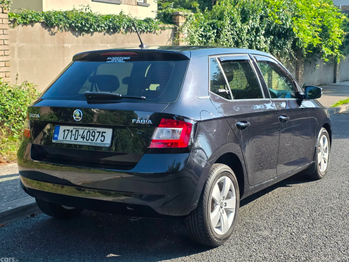 Skoda Fabia Hatchback, Petrol, 2017, Black